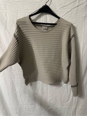 Soft Taupe Ribbed Crewneck Sweater - INDUSTRY